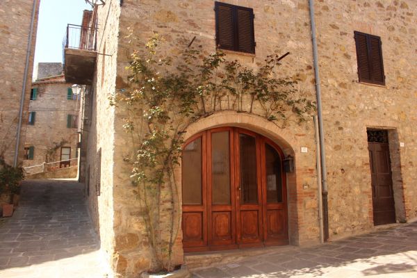 Central apartment in the town centre - Castiglione d'Orcia